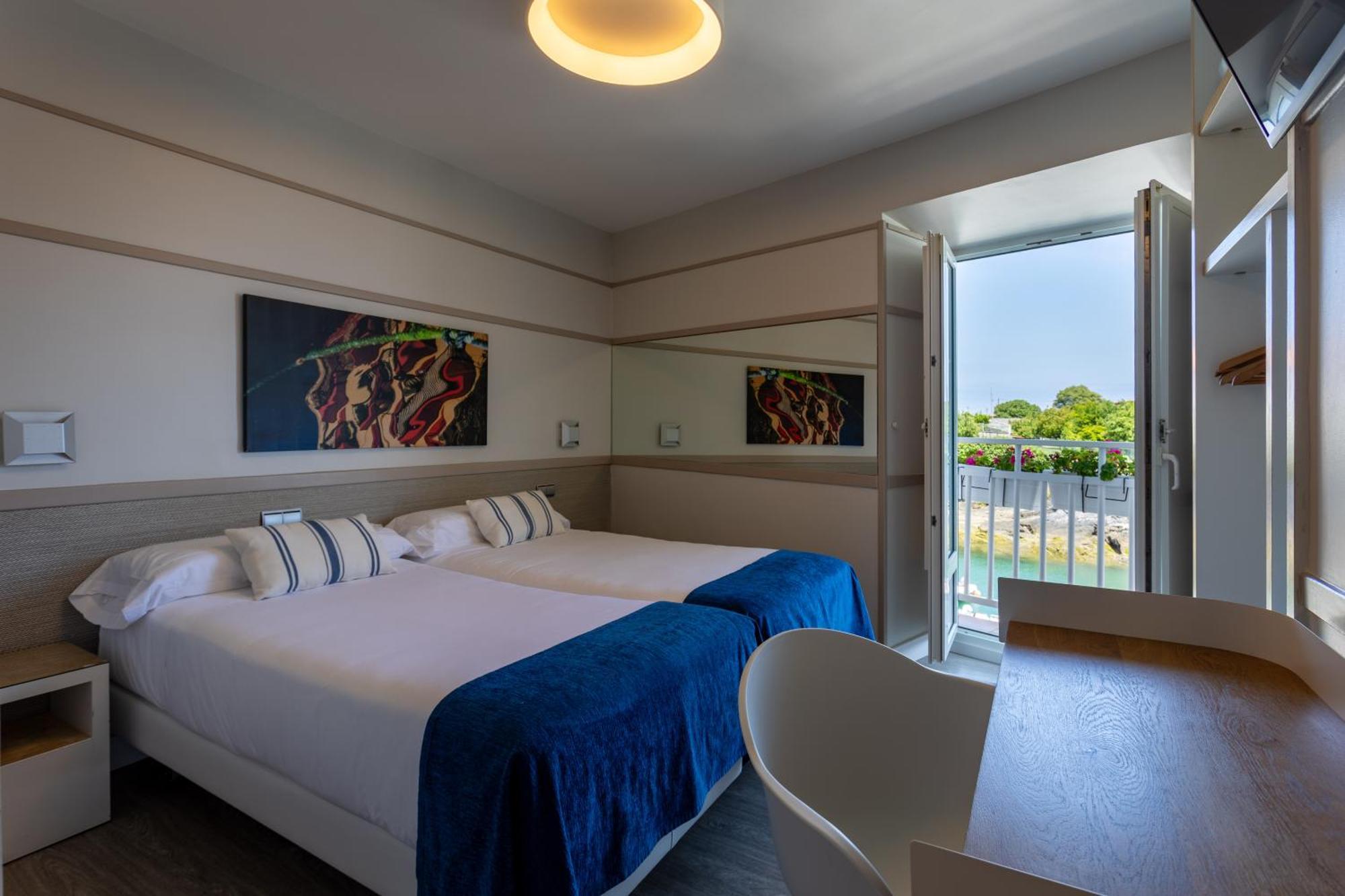 Hotel&Spa El Puerto Mundaka Bagian luar foto
