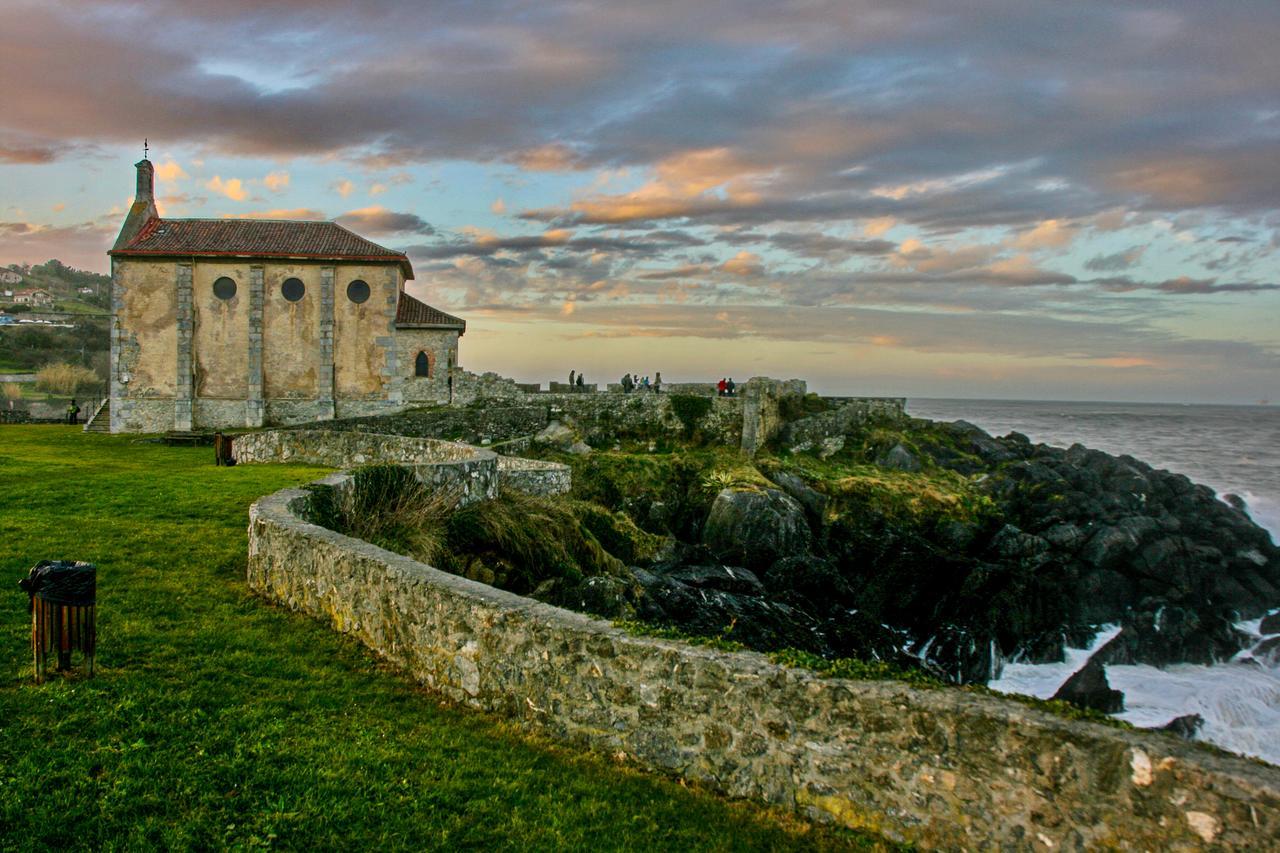 Hotel&Spa El Puerto Mundaka Bagian luar foto